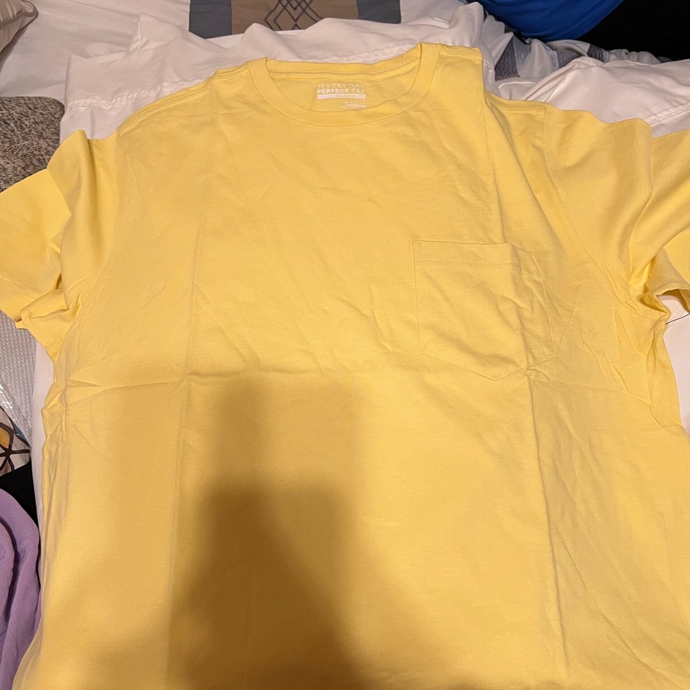Basic tee men’s yellow t-shirt